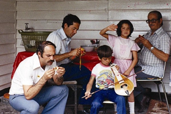 The Cretan musicians Thanasis Skordalos lyra & Antonis Apostolakis lute in Socrates Tsourdalakis house in Melbourne 1981